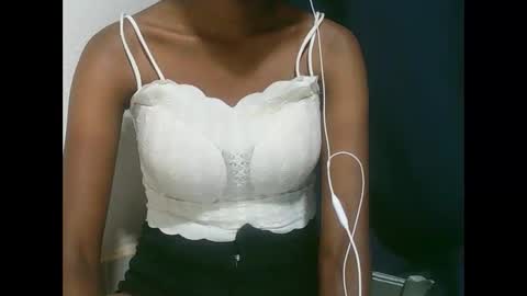 joliekah27 online show from 02/08/26, 11:30