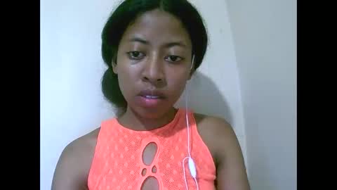 Snapshot of joliekah27 chatting on 04/25/26, 06:49 joliekah27 online show from 04/25/26, 06:49