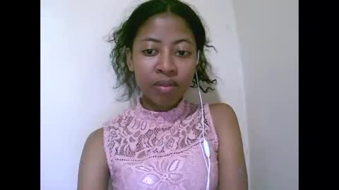 Snapshot of joliekah27 chatting on 05/09/26, 08:25 joliekah27 online show from 05/09/26, 08:25
