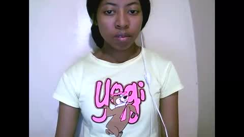 Snapshot of joliekah27 chatting on 05/27/26, 08:06 joliekah27 online show from 05/27/26, 08:06