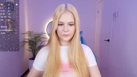 Polly  online show from 12/05/25, 08:23