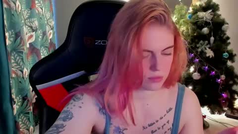 Snapshot of jolly_doll_ chatting on 12/06/24, 06:37 Jolly online show from 12/06/24, 06:37