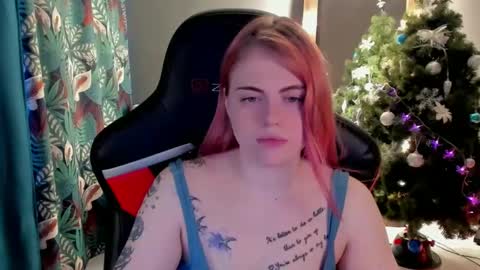 Snapshot of jolly_doll_ chatting on 12/06/24, 09:43 Jolly online show from 12/06/24, 09:43