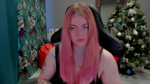 Snapshot of jolly_doll_ chatting on 12/19/24, 03:18 Jolly online show from 12/19/24, 03:18