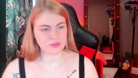 Snapshot of jolly_doll_ chatting on 03/10/25, 07:10 Jolly online show from 03/10/25, 07:10