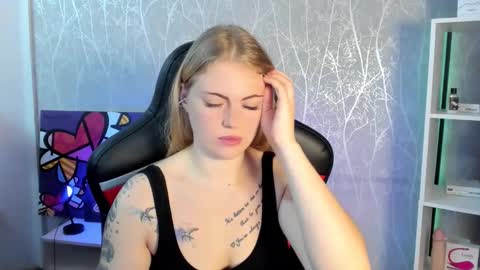 Snapshot of jolly_doll_ chatting on 09/18/25, 02:57 Jolly online show from 09/18/25, 02:57