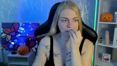 Snapshot of jolly_doll_ chatting on 10/23/25, 03:50 Jolly online show from 10/23/25, 03:50