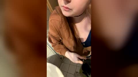 jollyfee online show from 04/01/26, 06:47