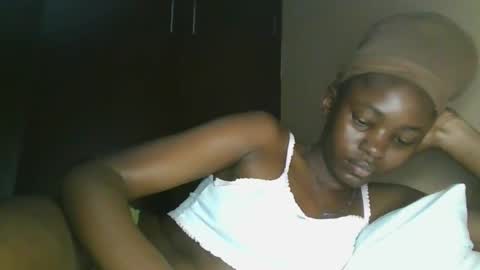 jollynabeb online show from 10/27/25, 07:07