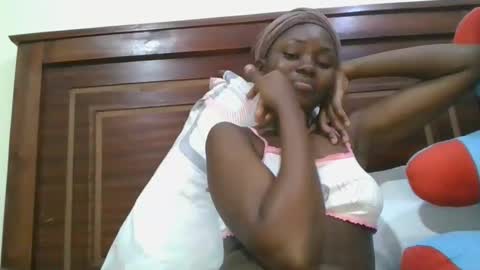 Snapshot of jollynabeb chatting on 03/27/26, 01:22 jollynabeb online show from 03/27/26, 01:22