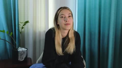 Viola online show from 09/18/25, 11:12