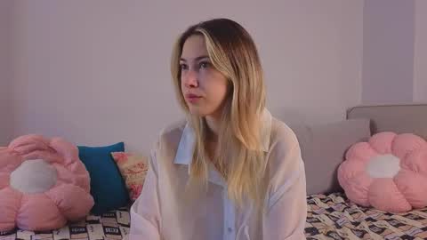 Viola online show from 09/29/25, 11:37