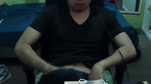 Snapshot of jon099 chatting on 12/30/24, 06:31 jon099 online show from 12/30/24, 06:31