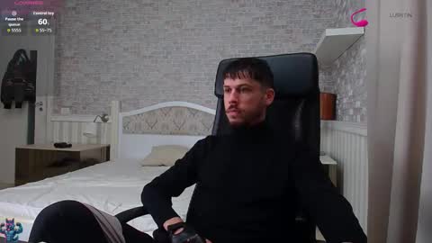 JonahShaw online show from 10/08/25, 04:32