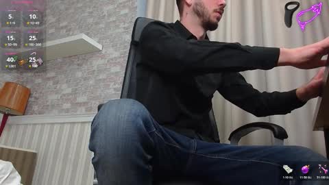 Snapshot of jonahshaw chatting on 11/10/25, 05:17 JonahShaw online show from 11/10/25, 05:17