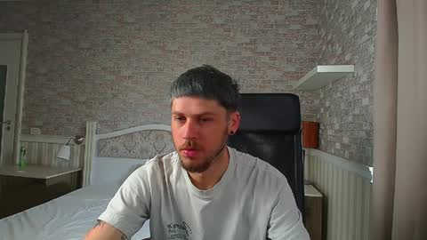 JonahShaw online show from 06/01/26, 04:14