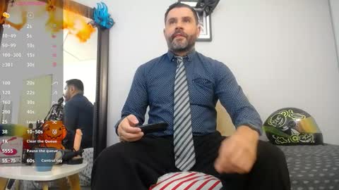  JONAS BEARD  online show from 10/07/25, 02:58