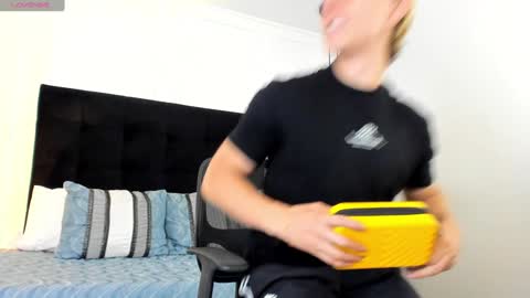 Jonathan Danielss  online show from 01/29/25, 11:41