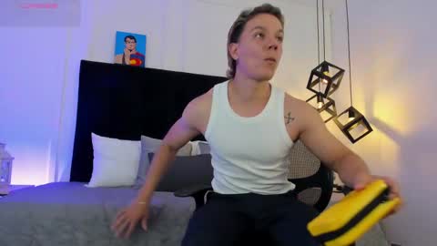 Jonathan Danielss  online show from 03/04/25, 12:55