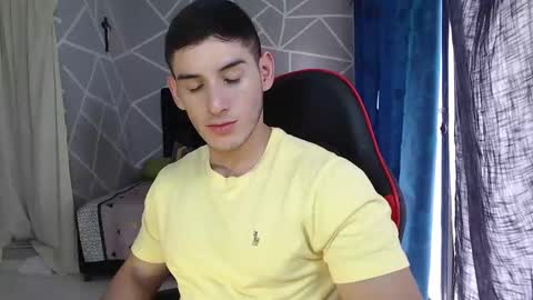 jonathancast08 online show from 12/23/24, 06:37