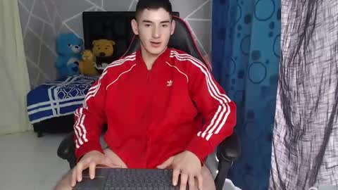 jonathancast08 online show from 12/30/24, 01:14