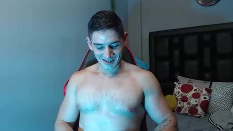 jonathancast08 online show from 01/17/25, 06:44