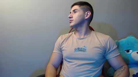 jonathancast08 online show from 01/18/25, 08:51