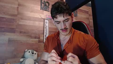 jonathancast08 online show from 10/30/25, 01:34