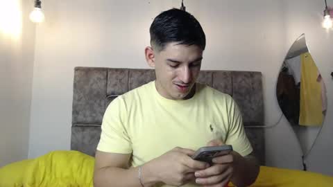 Snapshot of jonathancast08 chatting on 07/08/26, 11:48 jonathancast08 online show from 07/08/26, 11:48