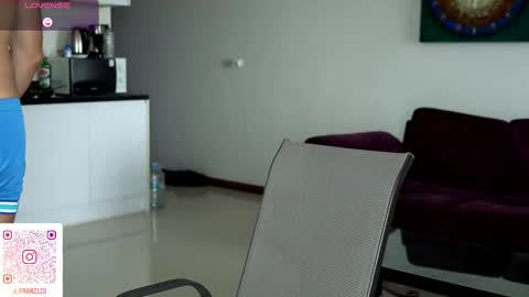 Snapshot of jonathanfranz123 chatting on 11/10/25, 03:38 jonathanfranz123 online show from 11/10/25, 03:38