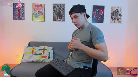 Instagram jonathanfit14 online show from 11/24/25, 10:53