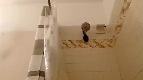 Snapshot of jonathanrossmyers858 chatting on 01/28/25, 02:00 jonathanrossmyers858 online show from 01/28/25, 02:00