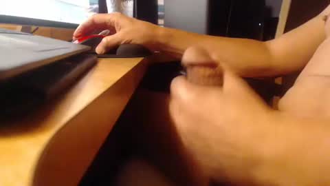 Snapshot of jonftl chatting on 02/18/26, 02:40 Jon in Florida online show from 02/18/26, 02:40