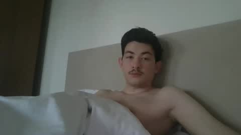 Snapshot of jonhy_merlin chatting on 05/15/26, 03:02 jonhy_merlin online show from 05/15/26, 03:02