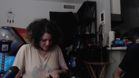 jonmessfan online show from 10/31/25, 08:37