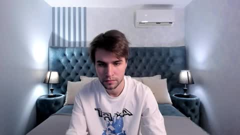 Snapshot of jonnahhell chatting on 11/26/25, 12:28 Jonah online show from 11/26/25, 12:28