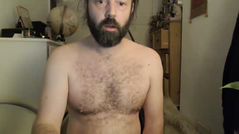 Snapshot of jonnyb9876 chatting on 03/05/25, 11:38 jonnyb9876 online show from 03/05/25, 11:38