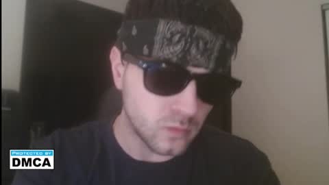 Snapshot of jonnybananas69 chatting on 04/20/26, 01:52 Jonny Bans online show from 04/20/26, 01:52