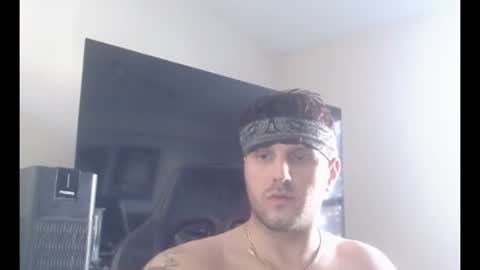 Snapshot of jonnybananas69 chatting on 07/18/26, 01:04 Jonny Bans online show from 07/18/26, 01:04