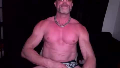 Snapshot of jonnycockfill chatting on 11/20/25, 09:14 Jonny Cockfill online show from 11/20/25, 09:14