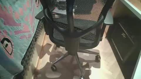 jonnyfreesolo online show from 11/23/25, 08:36