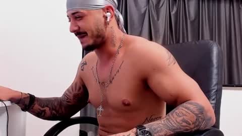 jonnyporn1 online show from 12/31/24, 04:49