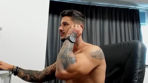 jonnyporn1 online show from 02/02/25, 09:51