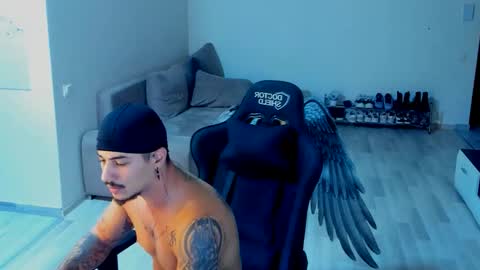 jonnyporn1 online show from 10/05/25, 08:29