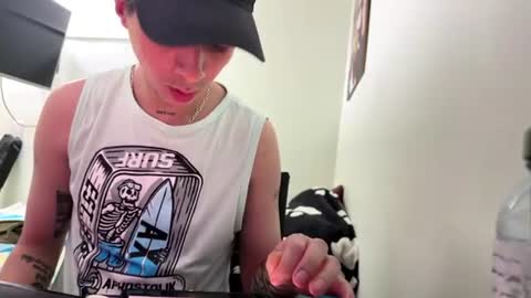 Snapshot of jonnyvamp chatting on 06/17/26, 04:59 jonnyvamp online show from 06/17/26, 04:59