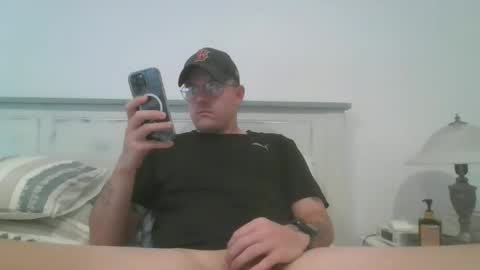 jonoy1995 online show from 11/11/25, 03:06