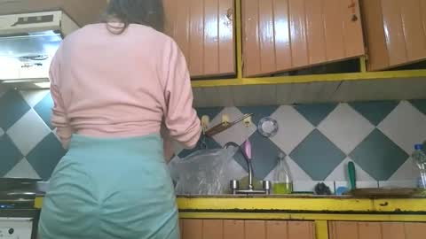 Jony Marta GMT 2000-0100 every day online show from 12/17/25, 02:28