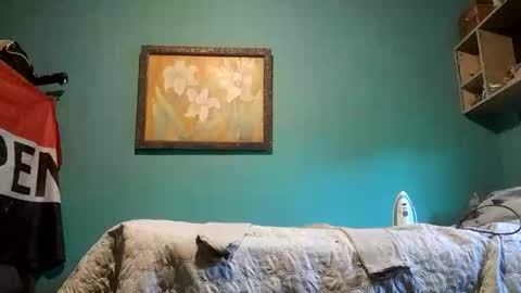 Snapshot of jor686471 chatting on 10/20/25, 12:44 jor686471 online show from 10/20/25, 12:44