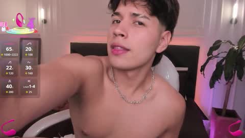 Snapshot of jordan_24_ chatting on 10/30/25, 09:04 JORDAN online show from 10/30/25, 09:04