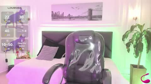 Snapshot of jordan_24_ chatting on 02/10/26, 12:37 JORDAN online show from 02/10/26, 12:37